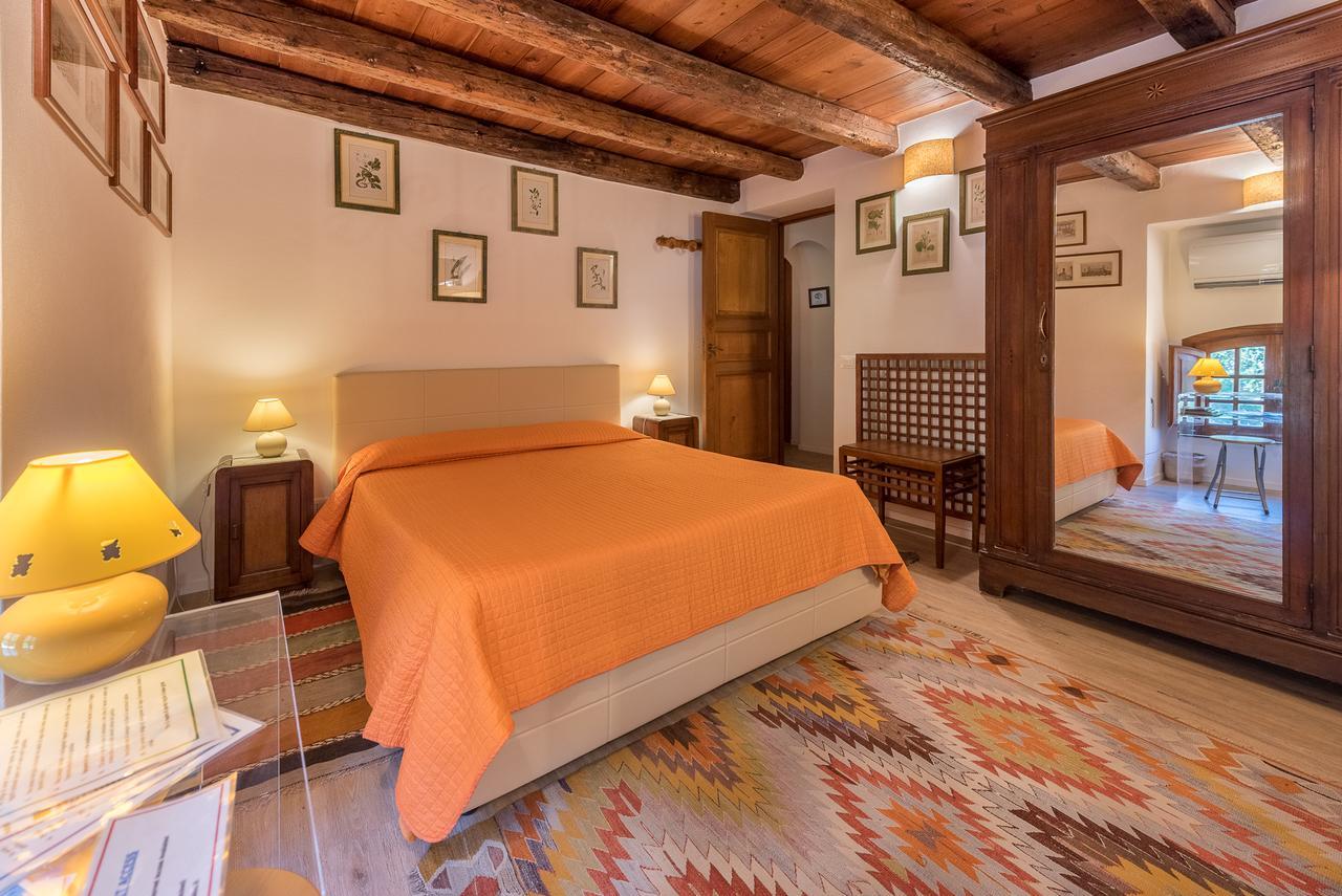 モンデッロ Il Glicine La Piana Dei Colli Bed & Breakfast エクステリア 写真