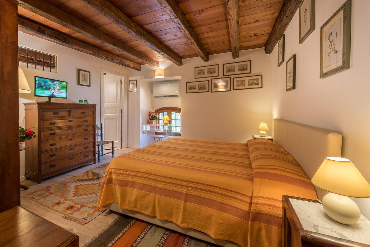 モンデッロ Il Glicine La Piana Dei Colli Bed & Breakfast エクステリア 写真